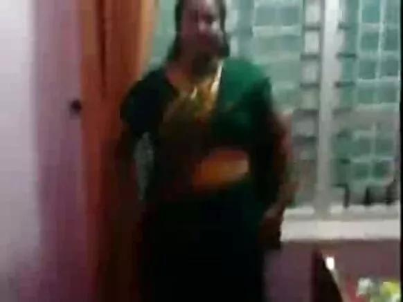 ਇੰਡੀਆ ਹਾਲੀਵੁੱਡ ਸੈਕਸੀ ਵੀਡੀਓ ਮੂਵੀ ਆਂਟੀ 1324