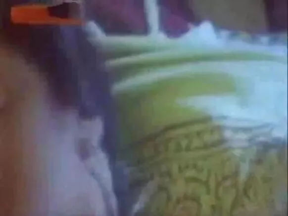 Hot Indian Aunty Hot Movie ਵੱਡੇ ਚੂਚੇ ਹੋਟਲ ਵਿੱਚ ਉਸ ਦੇ ਗਾਹਕ ਨੂੰ ਸੰਤੁਸ਼ਟ ਕਰਨ ਦੀ ਕੋਸ਼ਿਸ਼ ਕਰੋ