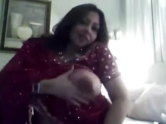 Hot Indian girl shows his big boobs, hindi sexy Movie ਆਪਣੀ ਚੂਤ ਦਿਖਾਉਂਦੀ ਹੈ ਚੂਤ