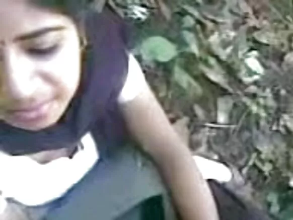 S.Indian Mallu University ਕੁੜੀ ਨੇ blowjob ਤੋਂ ਬਾਅਦ ਆਪਣੇ ਬੁਆਏਫ੍ਰੈਂਡ ਦੇ ਜਾਨਵਰ ਦੇ ਸੈਕਸੀ ਕਮ ਨੂੰ ਨਿਗਲ ਲਿਆ