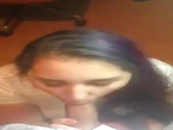 ਸੋਹਣੀ NRI ਕੁੜੀ ਦਾ ਕੁੱਕੜ ਚੂਸਦੀ ਵੱਡੀ ਵੱਡੀ sexy movie sexy video