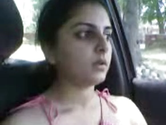 pakistani girl all sexy movie ਕਾਰ ਤੋ ਕਾਰ