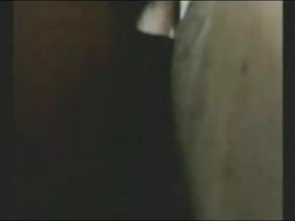 ਸੈਕਸੀ ਭਾਰਤੀ ਨਵ-ਵਿਆਹੇ ਲਈ ਇੱਕ ਜੋੜੇ ਦੀ ਖੁੱਲੀ ਰਾਤ