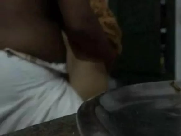 ਪਤਨੀ ਨਾ ਹੋਣ 'ਤੇ ਬੌਸ ਨੇ ਭਰਮਾਇਆ ਮਾਰਵੇਨਰ sexy video hindi home