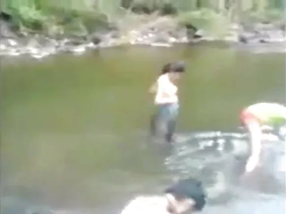 sexy sexy indian girl on the river with his lover sexy sexy girl