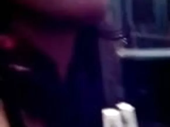ਕੁਆਰੀ ਮੇਰੀ ਛਾਤੀ ਦਾ ਖੁਲਾਸਾ tits ਅਤੇ ਗਧੇ ਪਹਿਲੀ ਵਾਰ