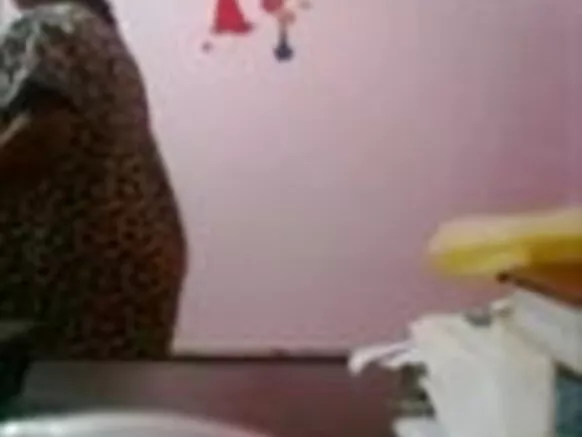 aunty sexy movie video balls